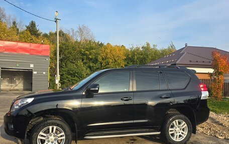 Toyota Land Cruiser Prado 150 рестайлинг 2, 2012 год, 2 400 000 рублей, 2 фотография