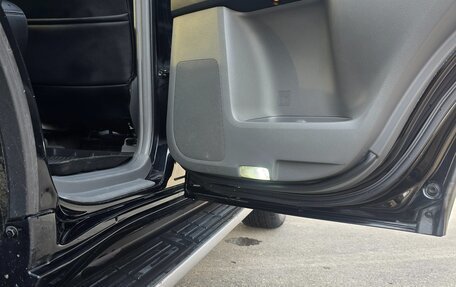 Toyota Land Cruiser Prado 150 рестайлинг 2, 2012 год, 2 400 000 рублей, 10 фотография