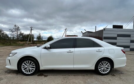 Toyota Camry, 2015 год, 1 950 000 рублей, 2 фотография