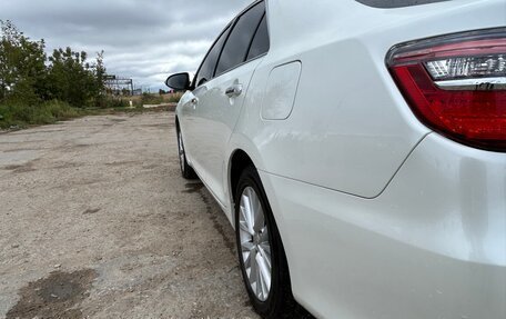 Toyota Camry, 2015 год, 1 950 000 рублей, 6 фотография