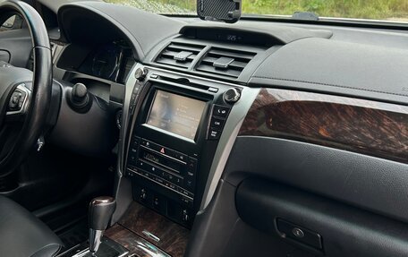Toyota Camry, 2015 год, 1 950 000 рублей, 20 фотография