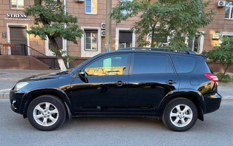 Toyota RAV4, 2011 год, 1 850 000 рублей, 2 фотография