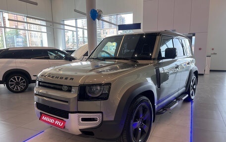 Land Rover Defender II, 2021 год, 7 290 000 рублей, 1 фотография