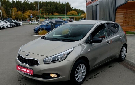 KIA cee'd III, 2015 год, 1 060 000 рублей, 4 фотография