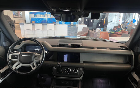 Land Rover Defender II, 2021 год, 7 290 000 рублей, 11 фотография