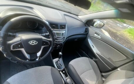 Hyundai Solaris II рестайлинг, 2013 год, 870 000 рублей, 7 фотография