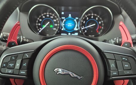 Jaguar F-Pace, 2020 год, 4 200 000 рублей, 30 фотография