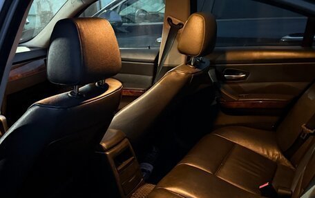 BMW 3 серия, 2007 год, 1 100 000 рублей, 2 фотография