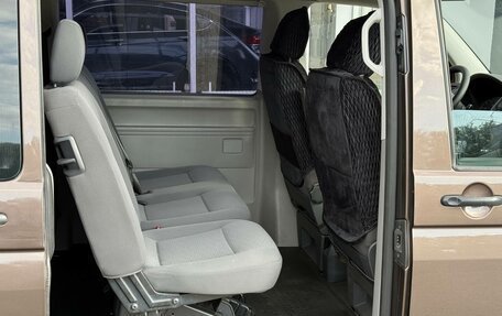 Volkswagen Caravelle T5, 2014 год, 1 950 000 рублей, 15 фотография