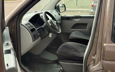 Volkswagen Caravelle T5, 2014 год, 1 950 000 рублей, 14 фотография