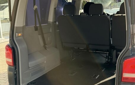 Volkswagen Caravelle T5, 2014 год, 1 950 000 рублей, 32 фотография