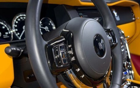 Rolls-Royce Cullinan, 2021 год, 35 900 000 рублей, 11 фотография