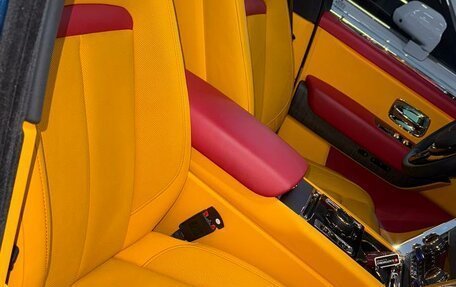 Rolls-Royce Cullinan, 2021 год, 35 900 000 рублей, 15 фотография