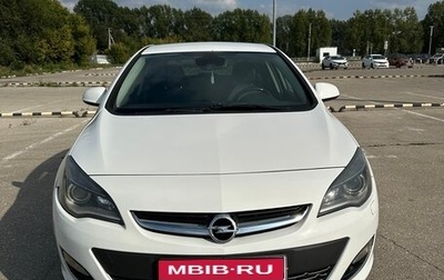 Opel Astra J, 2013 год, 790 000 рублей, 1 фотография