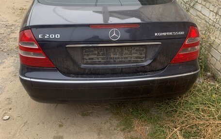 Mercedes-Benz E-Класс, 2004 год, 460 000 рублей, 3 фотография