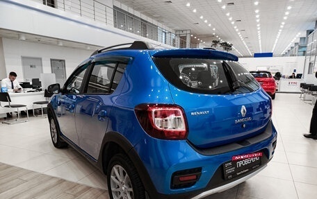 Renault Sandero II рестайлинг, 2016 год, 852 000 рублей, 8 фотография