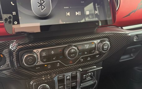 Jeep Wrangler, 2020 год, 6 950 000 рублей, 19 фотография