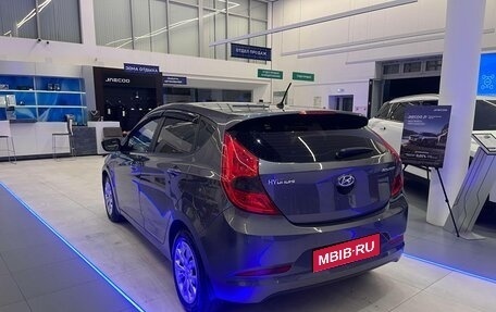 Hyundai Solaris II рестайлинг, 2015 год, 1 190 000 рублей, 7 фотография