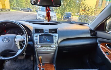 Toyota Camry, 2010 год, 1 100 000 рублей, 14 фотография