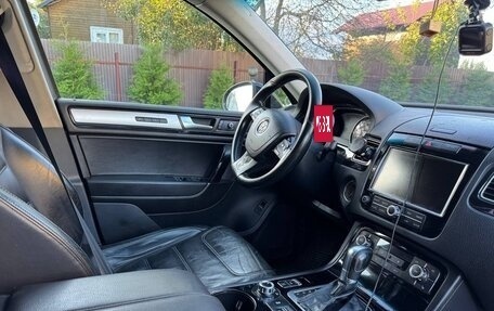 Volkswagen Touareg III, 2011 год, 2 850 000 рублей, 7 фотография