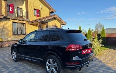 Volkswagen Touareg III, 2011 год, 2 850 000 рублей, 3 фотография