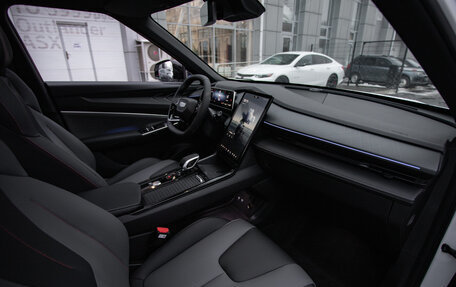 Geely Coolray I, 2024 год, 2 500 000 рублей, 13 фотография