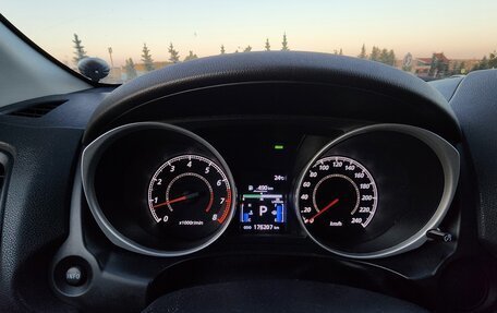 Mitsubishi ASX I рестайлинг, 2010 год, 950 000 рублей, 14 фотография