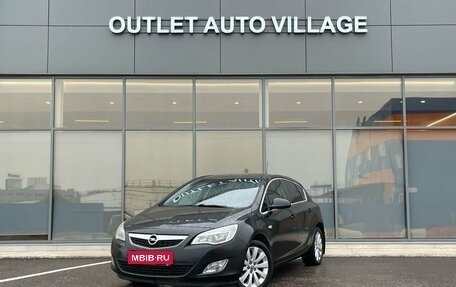 Opel Astra J, 2011 год, 589 000 рублей, 1 фотография