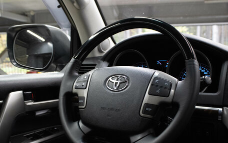 Toyota Land Cruiser 200, 2008 год, 2 799 000 рублей, 8 фотография