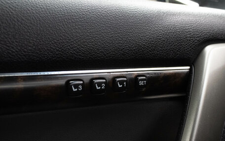 Toyota Land Cruiser 200, 2008 год, 2 799 000 рублей, 16 фотография