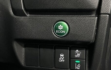 Honda Fit III, 2019 год, 1 000 000 рублей, 18 фотография