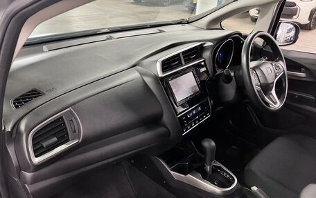 Honda Fit III, 2019 год, 1 000 000 рублей, 21 фотография