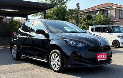 Toyota Yaris, 2022 год, 1 000 000 рублей, 1 фотография