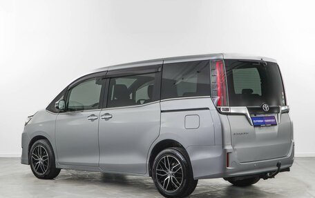 Toyota Esquire I, 2019 год, 2 487 640 рублей, 2 фотография