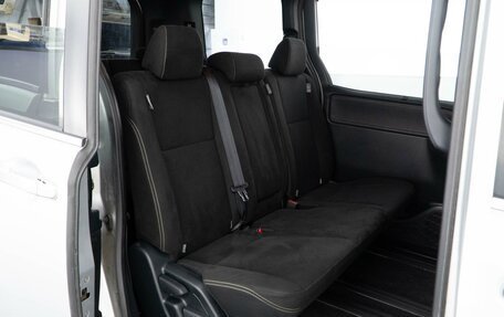 Toyota Esquire I, 2019 год, 2 487 640 рублей, 10 фотография