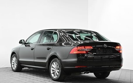Skoda Superb III рестайлинг, 2014 год, 995 000 рублей, 3 фотография
