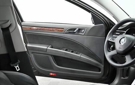 Skoda Superb III рестайлинг, 2014 год, 995 000 рублей, 8 фотография