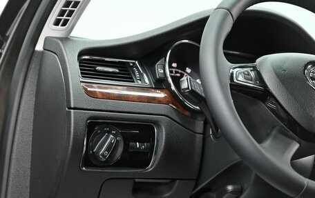 Skoda Superb III рестайлинг, 2014 год, 995 000 рублей, 10 фотография