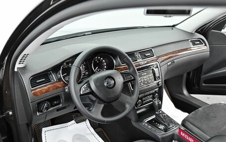 Skoda Superb III рестайлинг, 2014 год, 995 000 рублей, 9 фотография
