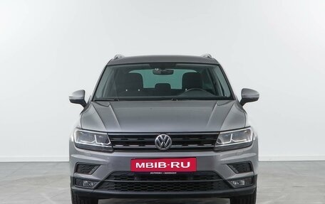 Volkswagen Tiguan II, 2017 год, 3 398 444 рублей, 3 фотография