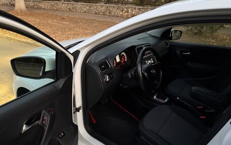 Volkswagen Polo VI (EU Market), 2018 год, 1 050 000 рублей, 7 фотография