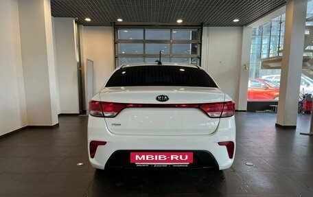 KIA Rio IV, 2017 год, 1 380 000 рублей, 4 фотография