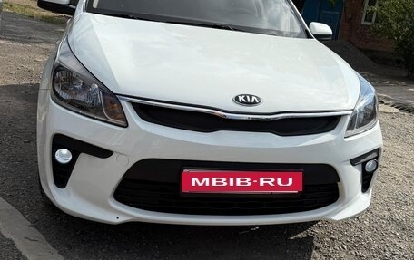 KIA Rio IV, 2019 год, 1 200 000 рублей, 3 фотография