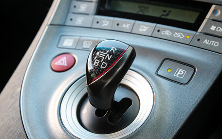 Toyota Prius, 2013 год, 1 345 000 рублей, 11 фотография