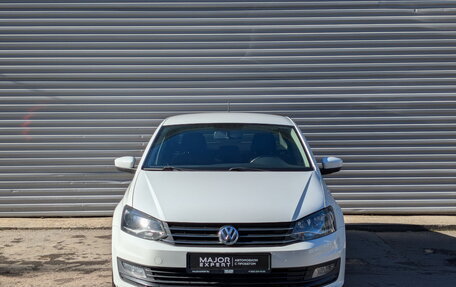 Volkswagen Polo VI (EU Market), 2015 год, 835 000 рублей, 2 фотография