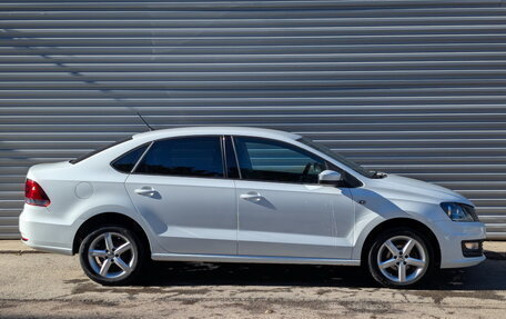 Volkswagen Polo VI (EU Market), 2015 год, 835 000 рублей, 4 фотография