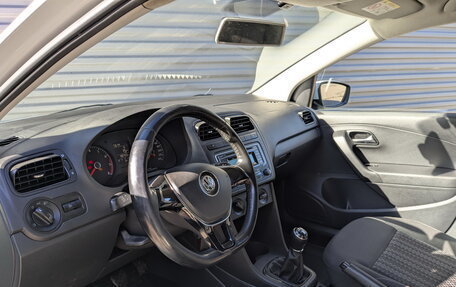 Volkswagen Polo VI (EU Market), 2015 год, 835 000 рублей, 16 фотография