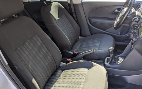 Volkswagen Polo VI (EU Market), 2015 год, 835 000 рублей, 23 фотография
