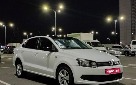 Volkswagen Polo VI (EU Market), 2013 год, 560 000 рублей, 1 фотография