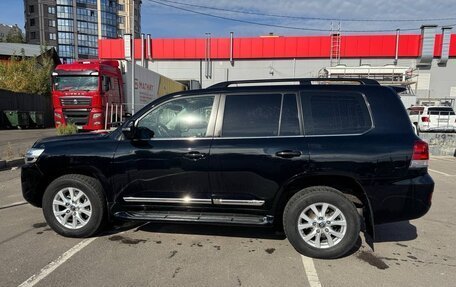 Toyota Land Cruiser 200, 2018 год, 7 000 000 рублей, 6 фотография